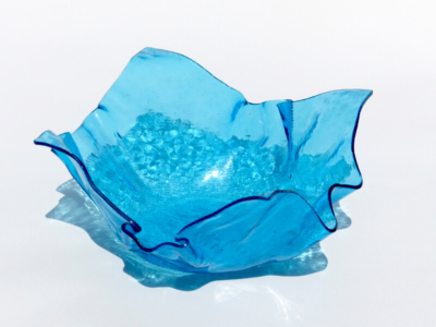 Glasmalerei Sattler - Glasschale, blaues geschmolzenes Glas