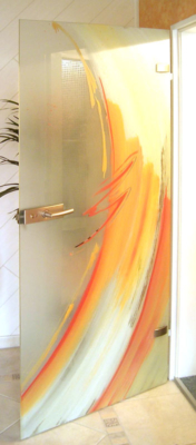 Glasmalerei Sattler - individuell gestaltete Glastür, Glasmalerei in orange, rot und weiß